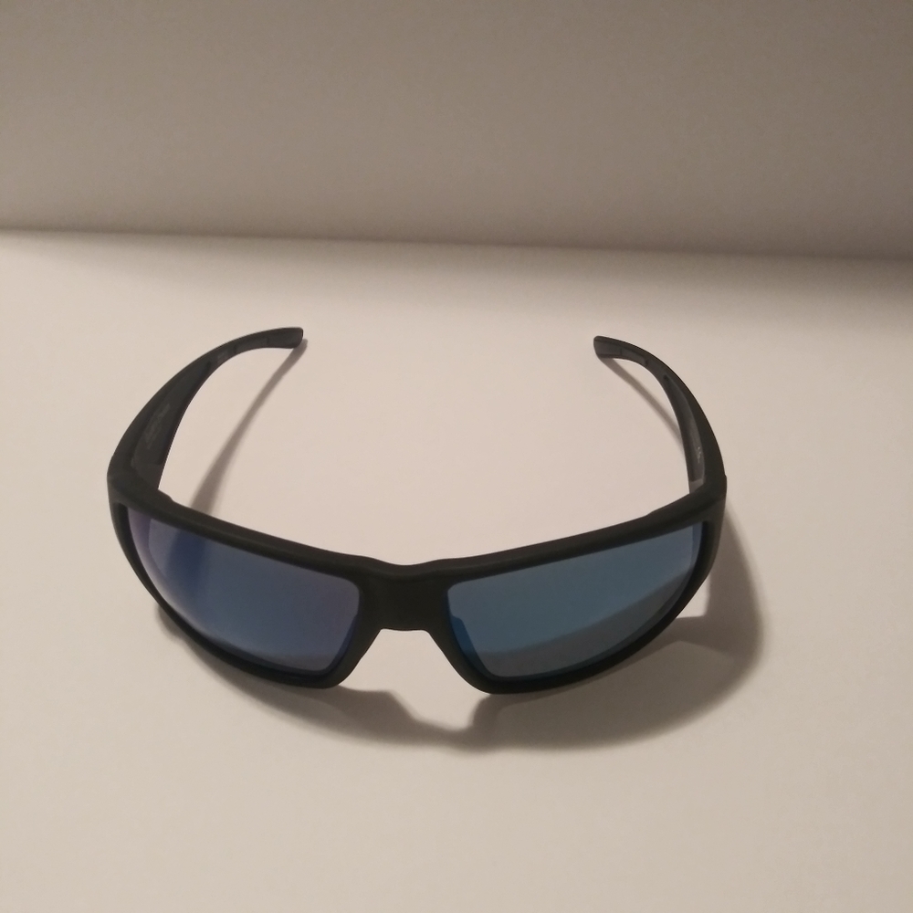Smith optics guide's choice black sunglasses
